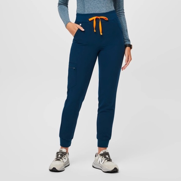 Figs XS Limited Edition Deep Reef Scrub Set - Picture 4 of 10